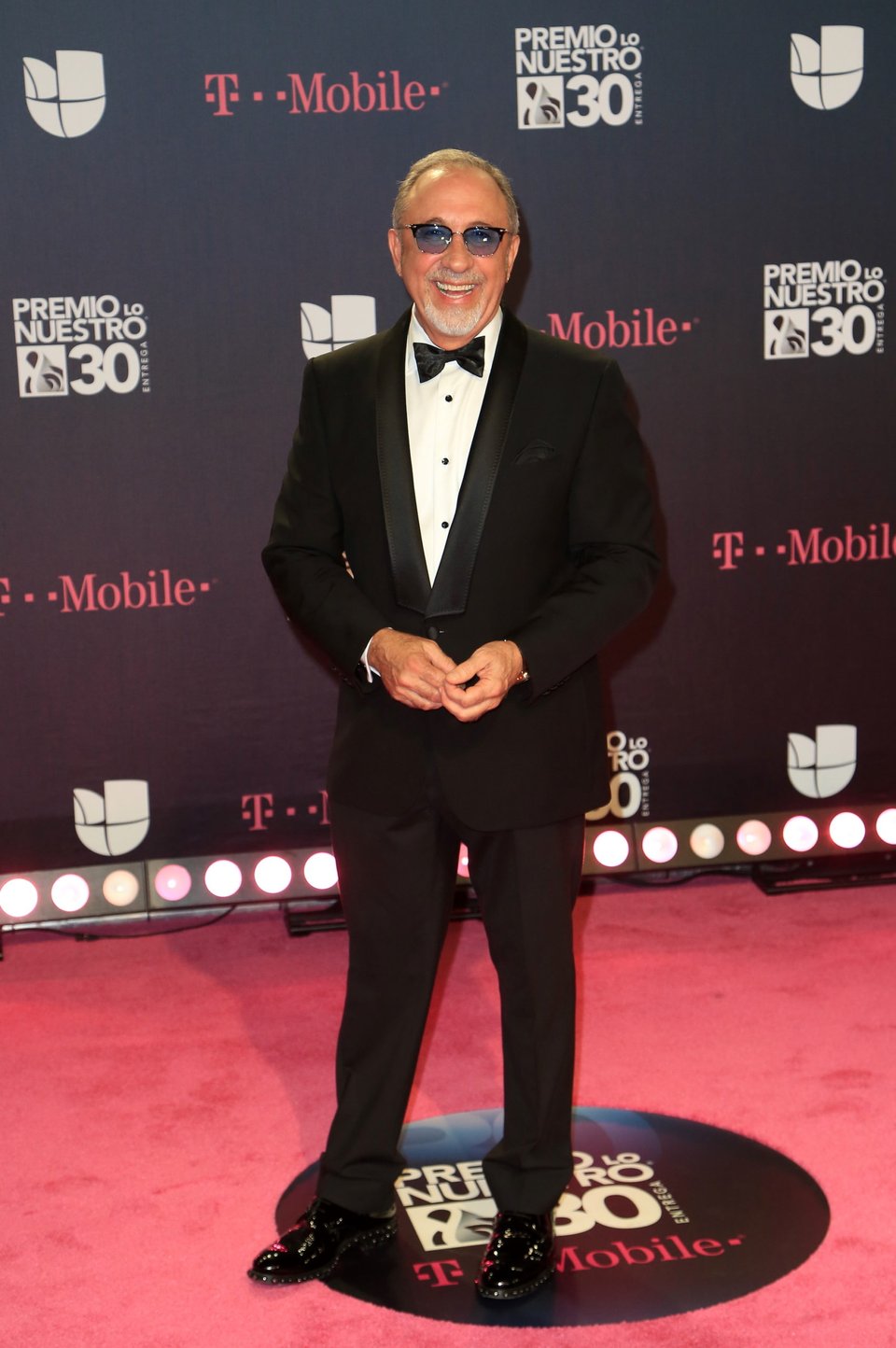 ¿Emilio Estefan traiciona a Lili con Adamari López? (FOTO)