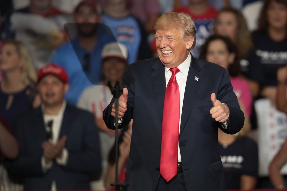 «Estupendo» negociar con México, dice Trump y al poco tiempo explota contra ‘traición’