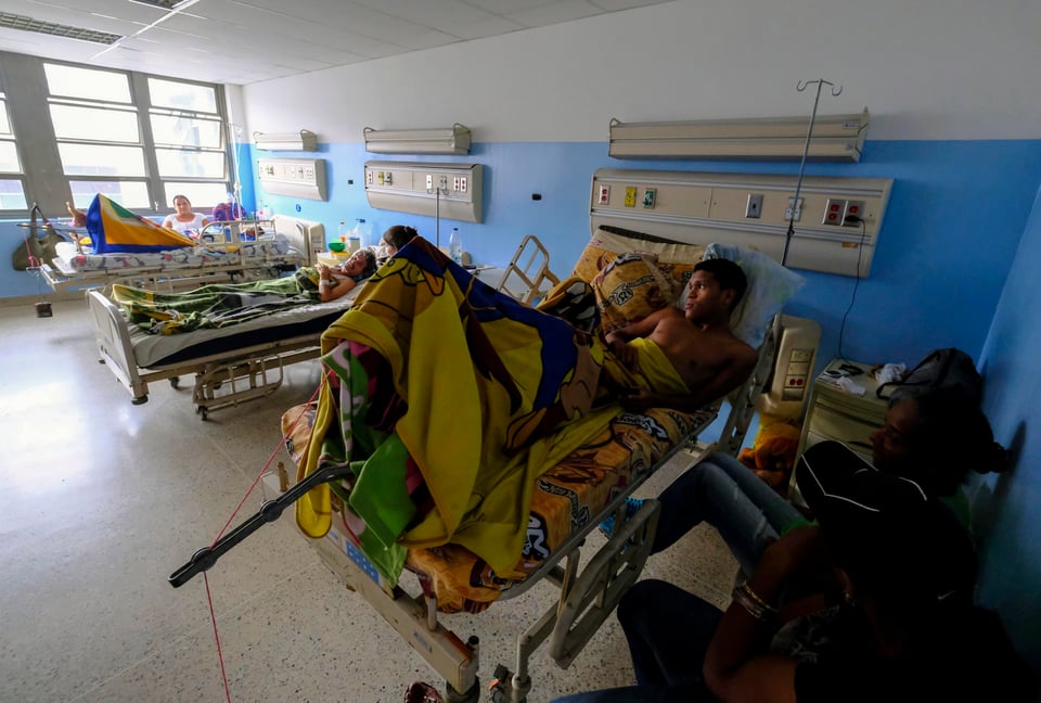 Al menos 15 pacientes renales muertos por apagón en Venezuela