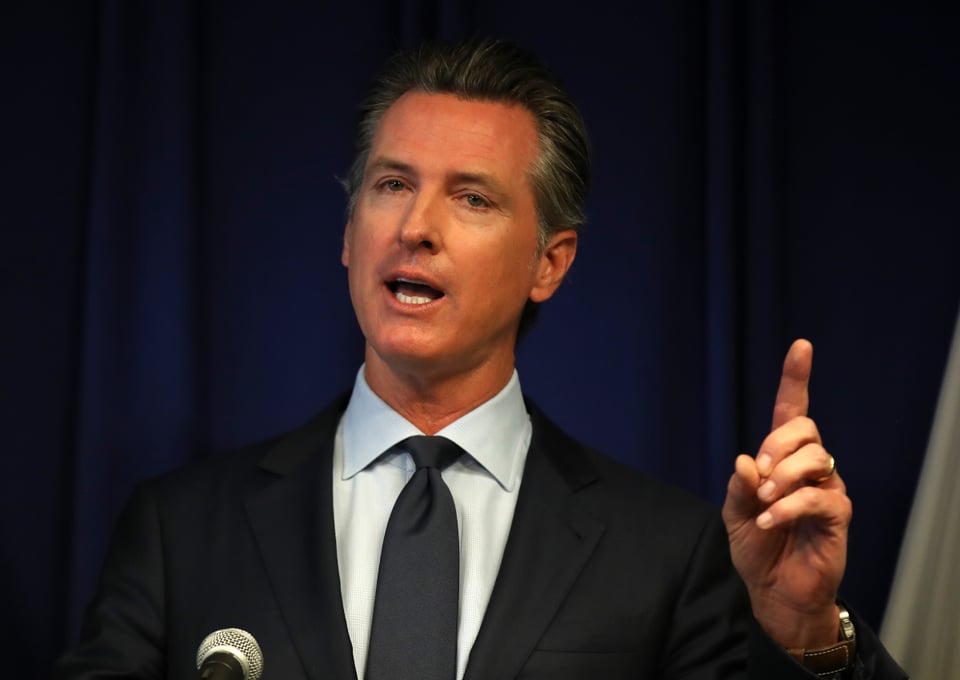 California permite abrir algunas playas, pero no para tomar el sol