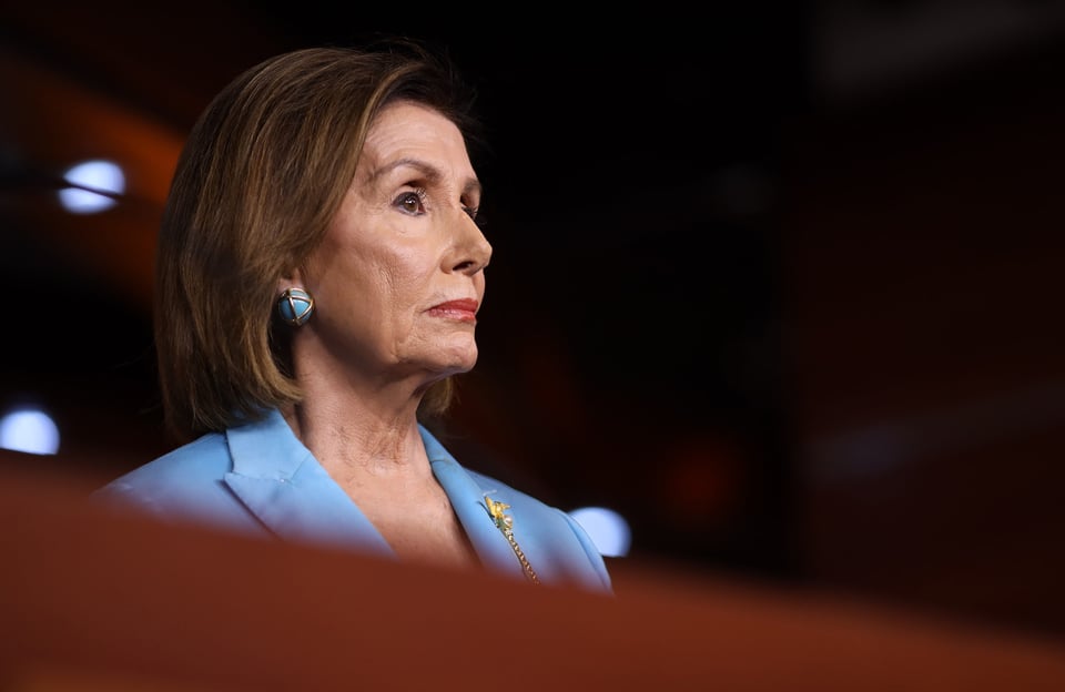Pelosi pide salida de Maduro y TPS para venezolanos en EE.UU.