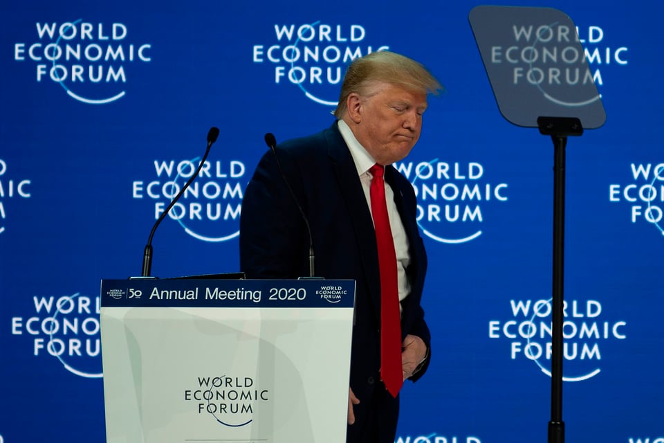 Trump califica el impeachment como un ‘engaño’ de larga data desde Davos