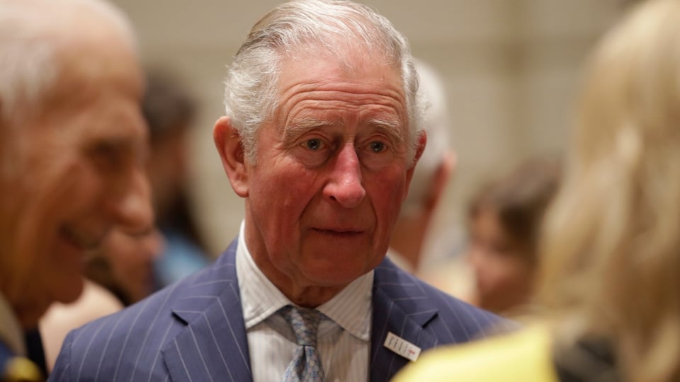 Príncipe Carlos de Inglaterra da positivo al coronavirus