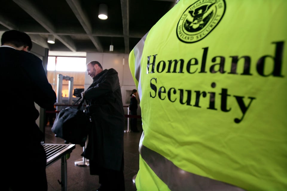 ÚLTIMA HORA: Revelan que DHS transfirió alrededor de $170 millones de otras agencias a ICE