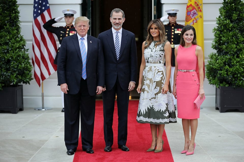 La reina Letizia ‘tiembla’ por posible contagio de coronavirus y ahora esperan ‘lo peor’ (FOTOS) featured image
