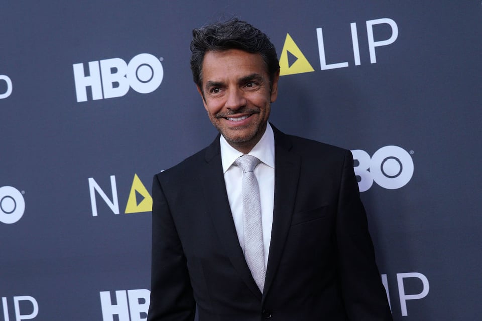 Alessandra Rosaldo presume el abdomen de Eugenio Derbez (FOTO)