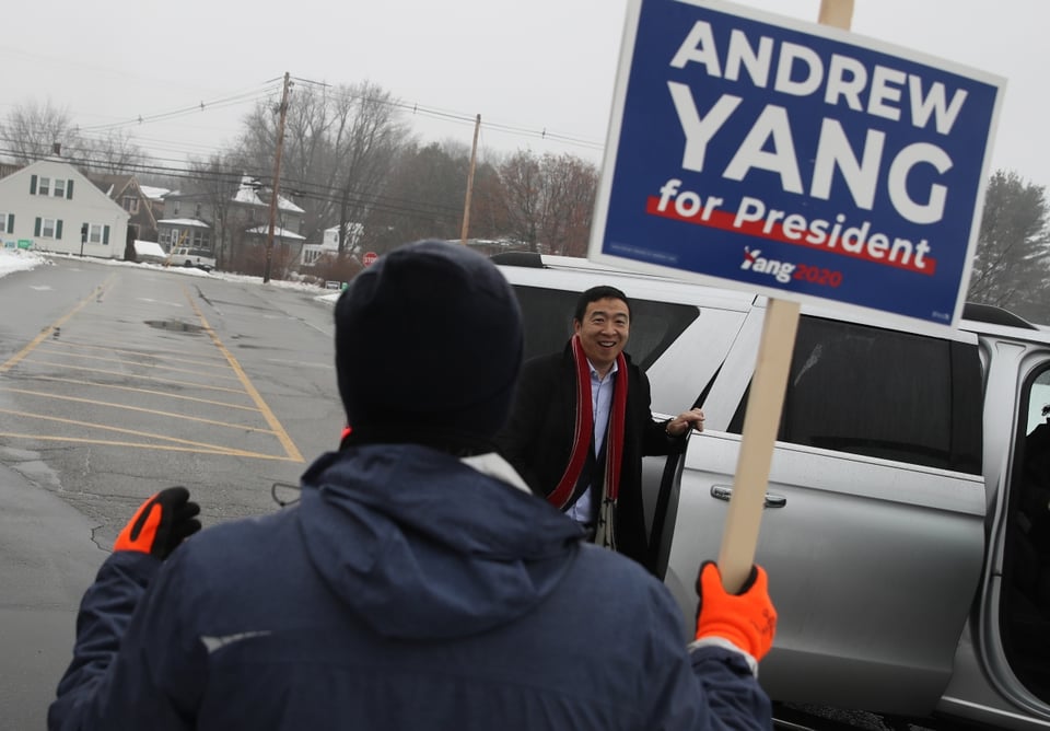 Andrew Yang y Michael Bennet anuncian su renuncia a días de las primarias demócratas featured image