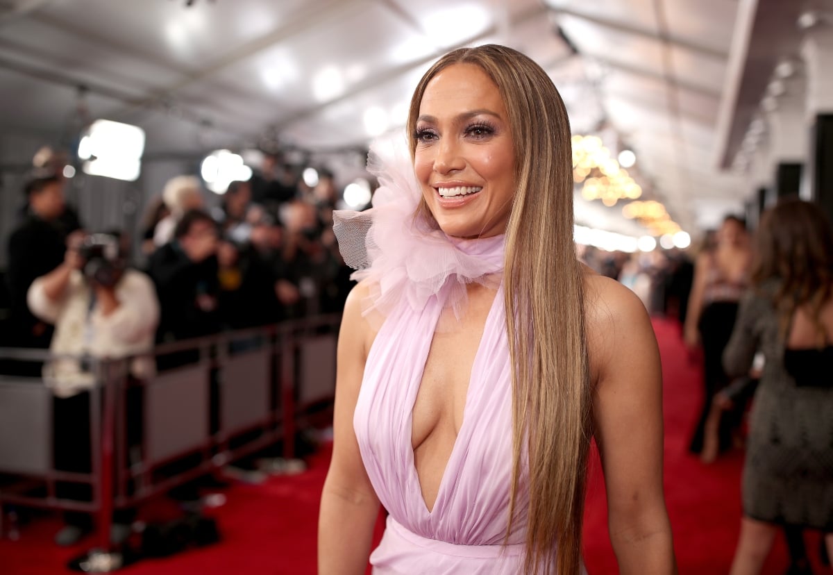 JLo pechos brasier, JLo pechos brasier Alex Rodríguez, JLo pechos brasier Cynthia Scurtis Jennifer López