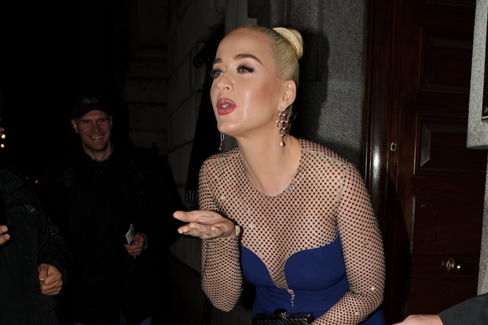 Filtran video antes de la muerte de la abuela de Katy Perry en el que se despide de ella y le dice que está embarazada featured image