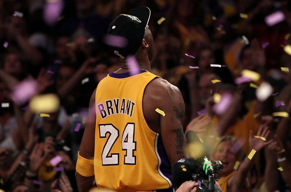 Kobe Bryant ‘estaría furioso’ por lo que pretenden hacer con su homenaje y le reclaman a su esposa (VIDEO)