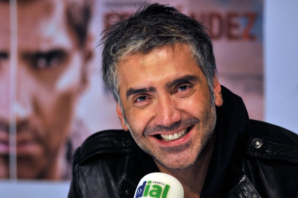Alejandro Fernández publica mensaje en una foto donde luce muy ‘desmejorado’ y le dicen: «PARECES ANCIANO» (FOTO)