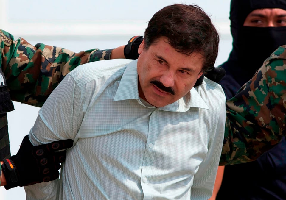 La esposa del Chapo entrega ayuda a niños enfermos (FOTOS Y VIDEOS)