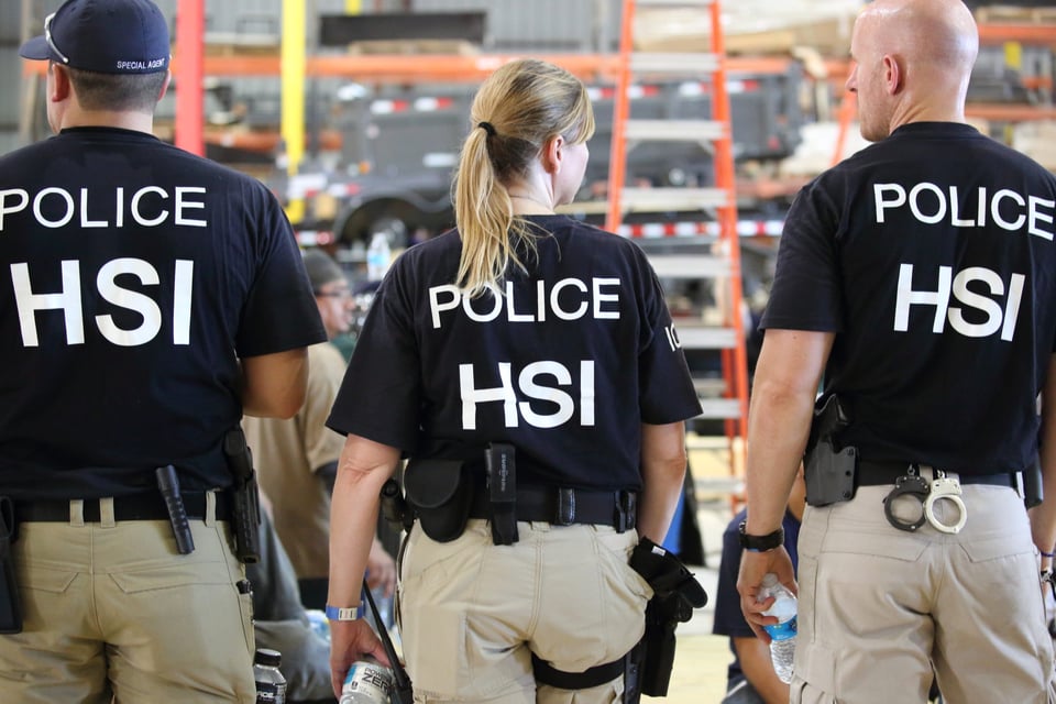 ICE confirma el arresto de 25 indocumentados en Carolina del Norte featured image