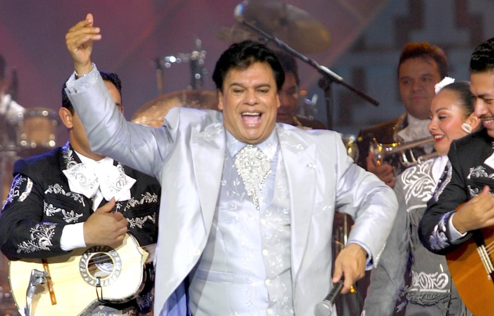 Hijo de Juan Gabriel explica por qué se ausentó de los reflectores y anuncia buena noticia para sus fans (VIDEO)