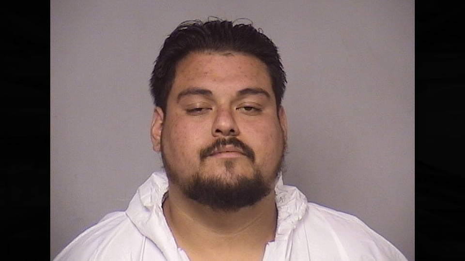 Acusan a hispano del homicidio a balazos de dos hombres en Texas