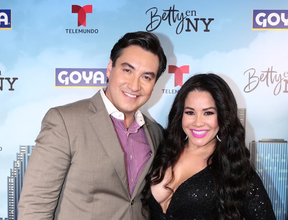 Lucho Borrego le tira una pedrada a la Veneno Sandoval en mensaje para María Celeste (FOTO) featured image