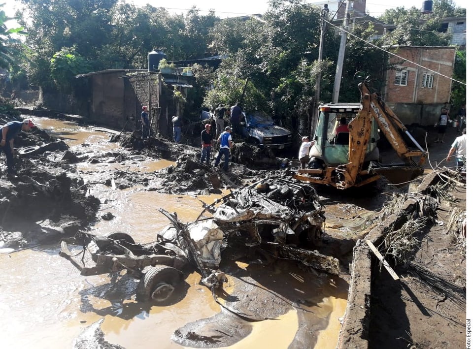 Peribán,Michoacán: inundaciones dejan al menos 5 muertos