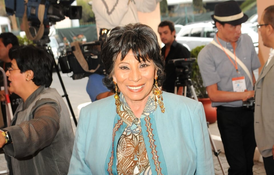 Famosos como Lucero y Daniela Romo, entre otros, lamentan muerte de Mónica Miguel (FOTOS) featured image