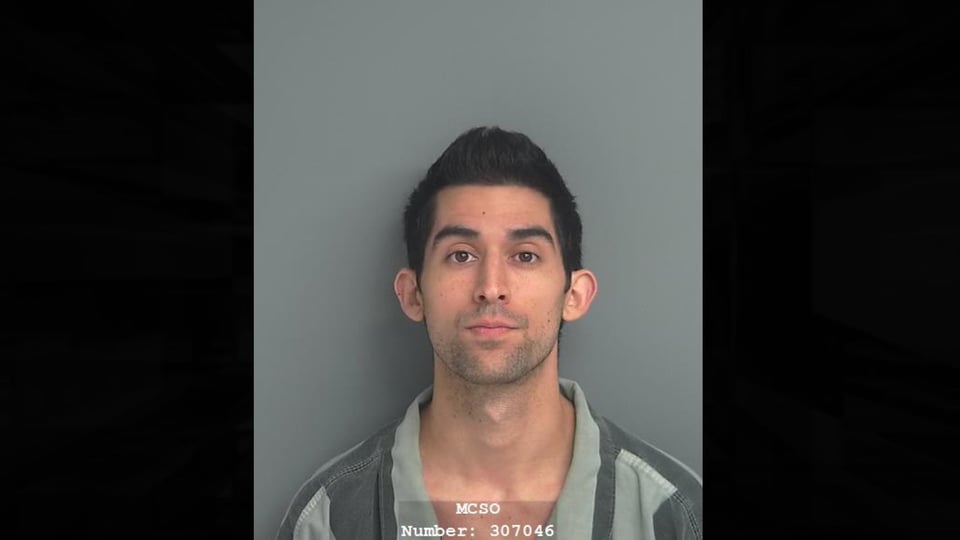 Acusan a hispano por asesinar a balazos a su exnovia en Texas