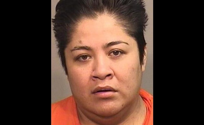 Mujer bajo custodia de ICE es acusada de agredir sexualmente a otra detenida