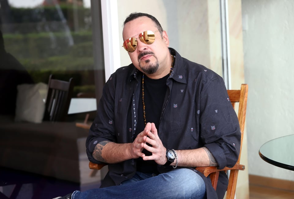 Internan de urgencia a Flor Silvestre, mamá de Pepe Aguilar (FOTO)