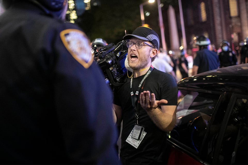 Reportan más ataques contra periodistas tras lo ocurrido a Mario Guevara featured image