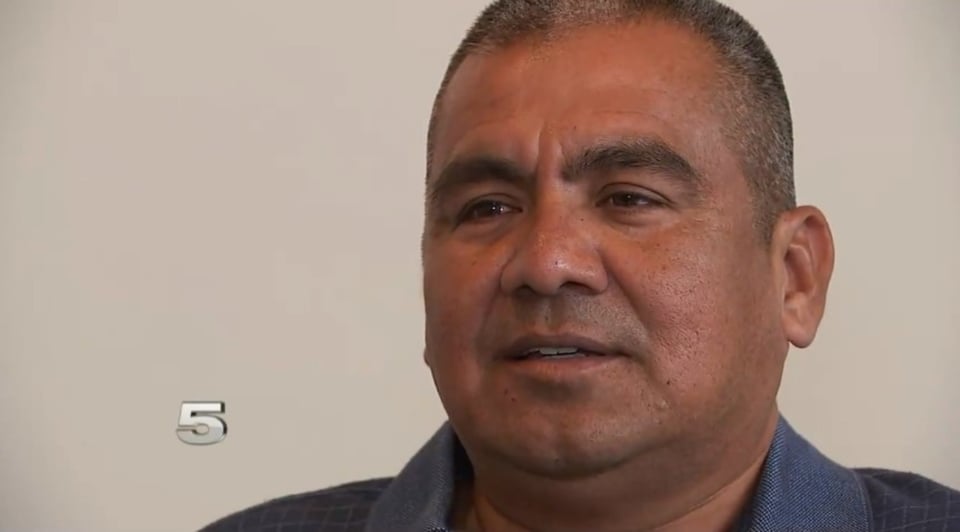 Agente del CBP podría ser deportado: ¡Es mexicano y no lo sabía!