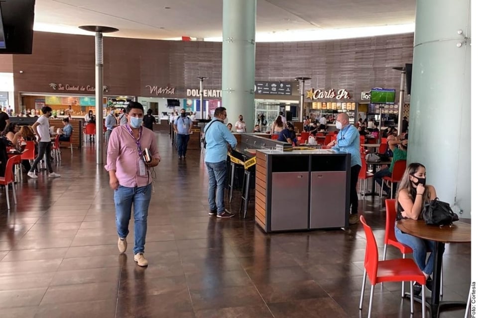 Se desata tremendo escándalo en un centro comercial en Mexico por lo que hicieron decenas de personas (VIDEO)