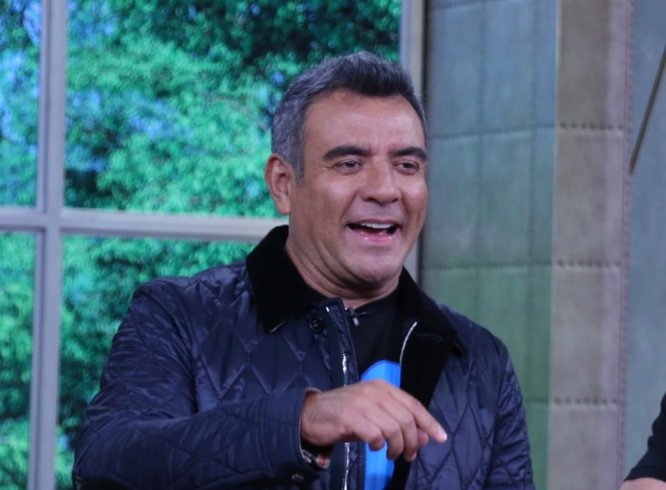 Héctor Sandarti está de luto por la muerte de Manuel ‘Loco’ Valdés y así se despidió (FOTOS)