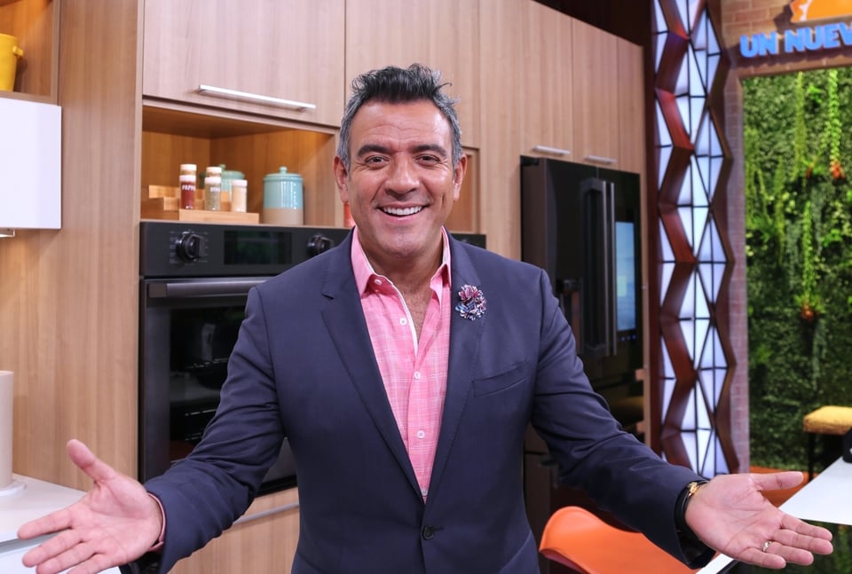 Héctor Sandarti, ex conductor Un Nuevo Día habla sobre su salida y revela lo inesperado (VIDEO)