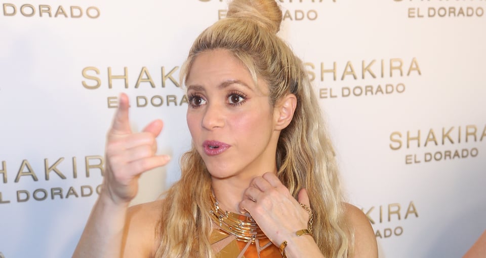 Shakira aparece en candente tanga y le hace competencia a JLo (VIDEO)
