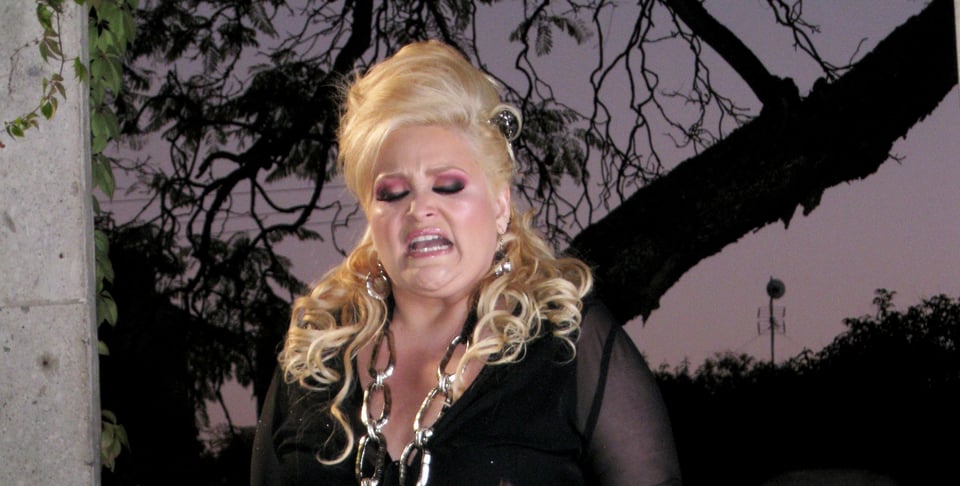 ¡De luto! Sheyla comparte su dolor por una triste pérdida con un mensaje conmovedor (FOTOS)