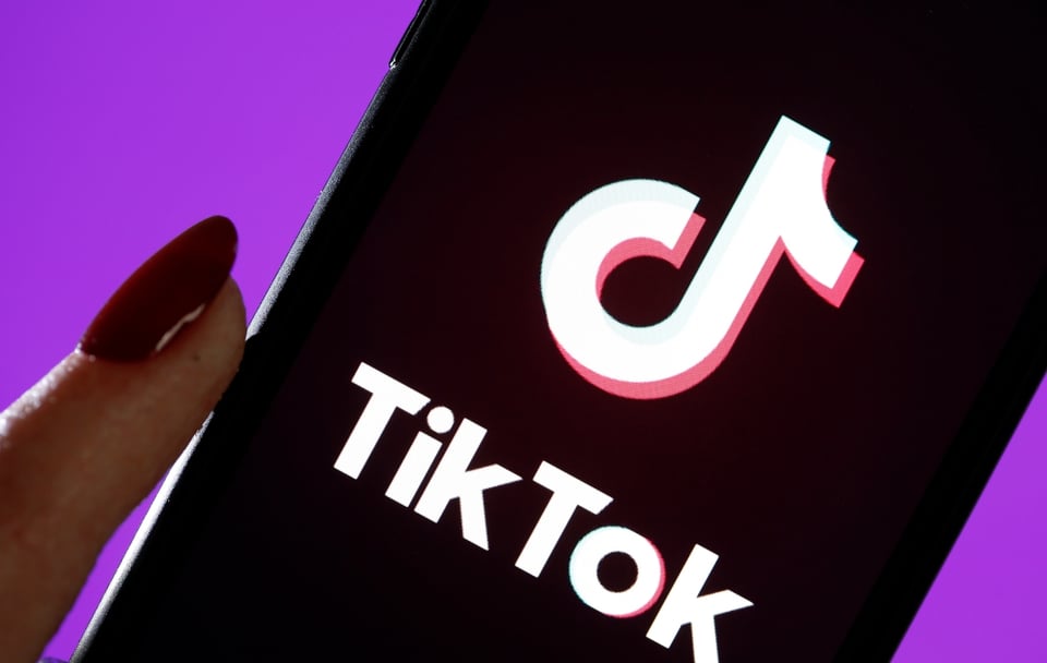 Popular usuario de Tik Tok, Reubix cube, baila Say So de Doja Cat, pero descubren algo tenebroso (VIDEO)