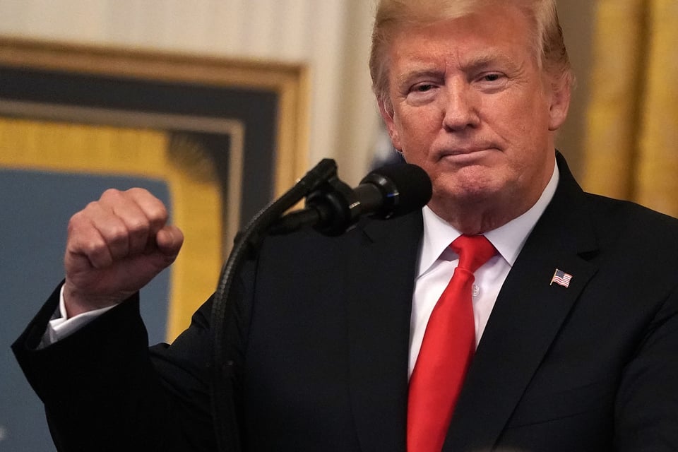 Trump da «luz verde» a más aranceles anunciados contra China featured image