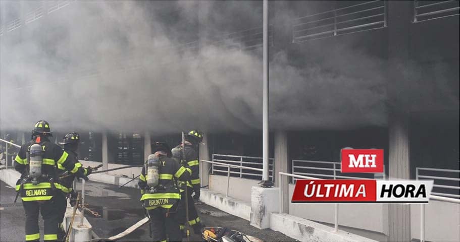 ÚLTIMA HORA: Reportan decenas de lesionados por incendio en centro comercial de Nueva York featured image