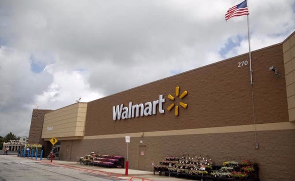 ÚLTIMA HORA: Llamada al 911 para reportar presunto tiroteo en Walmart desata pánico