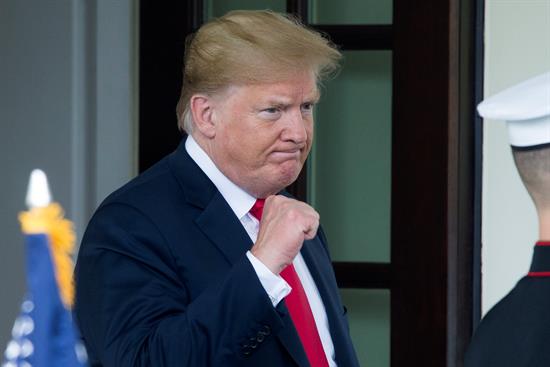 Gobierno de Trump planea restringir solicitudes de asilo