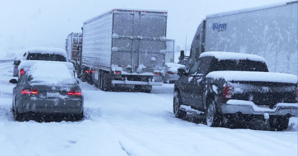 California: Potente tormenta golpea el sur del estado con lluvia y nieve