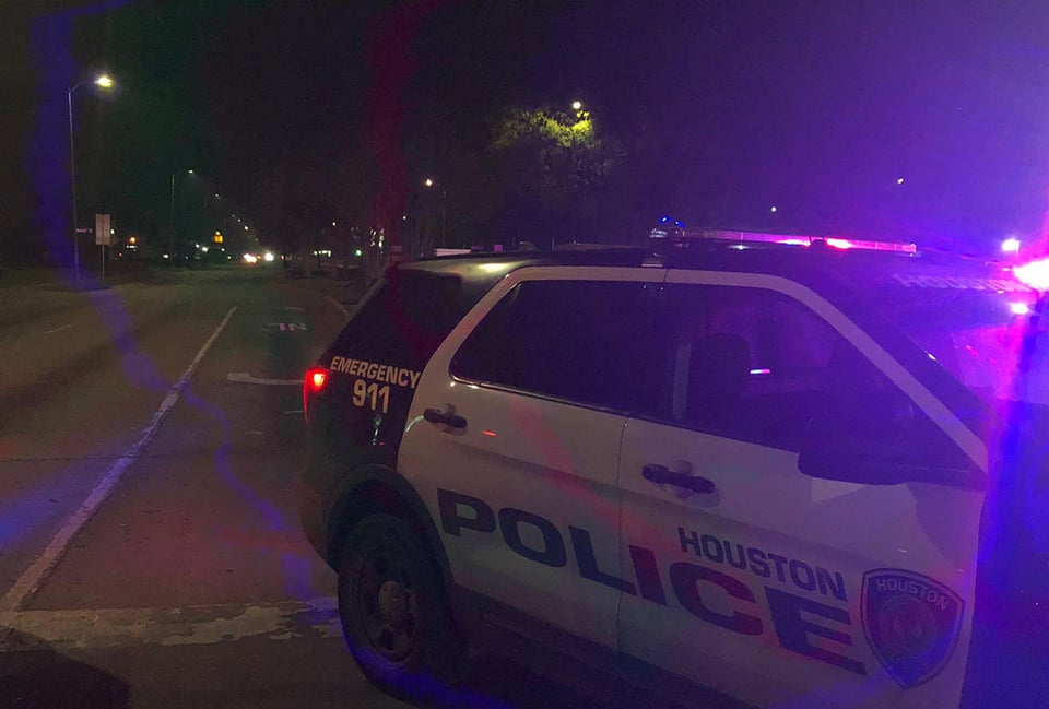 Reportan fuerte explosión en edificio de Houston (VIDEO)
