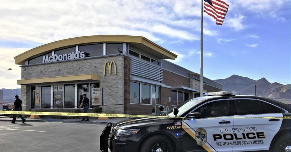 Un hombre apuñaló a una niña al azar en un McDonald’s de Texas