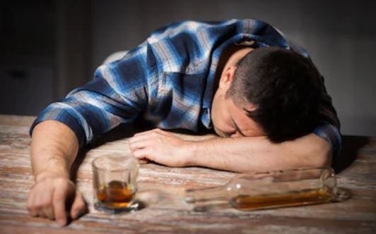 Científicos chilenos desarrollan un aerosol para combatir el alcoholismo