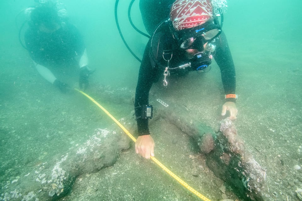 Encuentran dos anclas de época de la conquista en Golfo de México (FOTOS Y VIDEO)