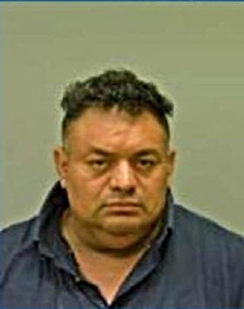 Crónica: Violó a su hijo con un palo y ahora enfrenta las consecuencias