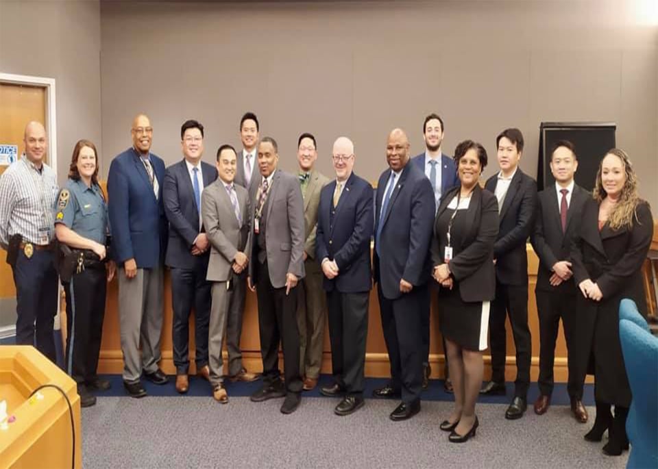 Condado de Gwinnett y Consulado de México en Atlanta alertan sobre abogados falsos featured image