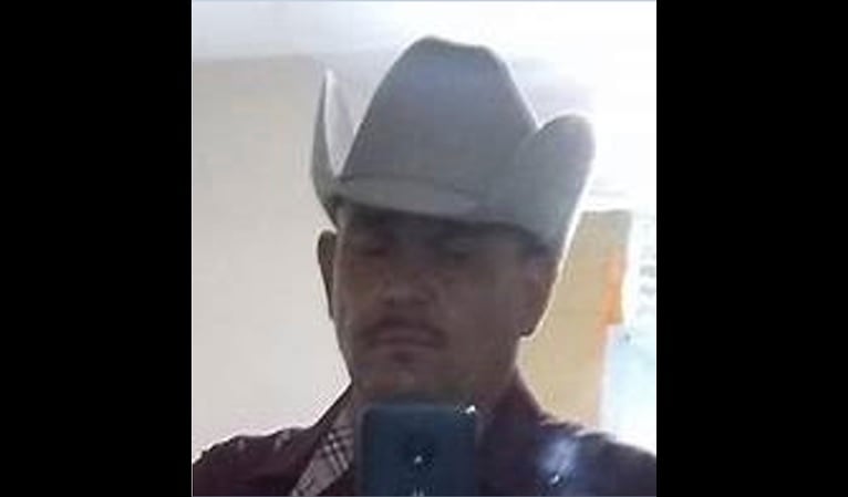 Buscan a menores tras asesinato de su madre en Phoenix