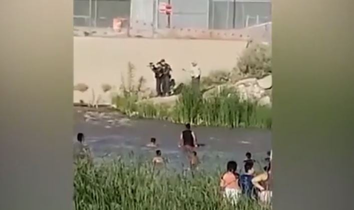Denuncian que Patrulla Fronteriza disparó gas pimienta a mexicanos