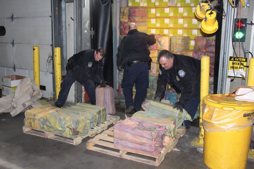 Decomisan cocaína en Nueva York valorada en $77 millones