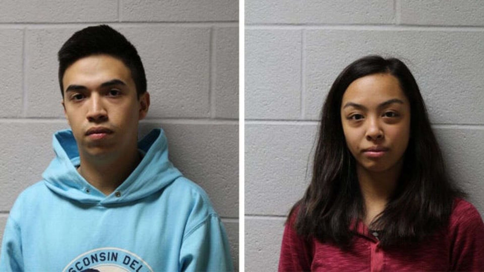 Crónica: Arrestan a enfermeros latinos por abusar de anciana