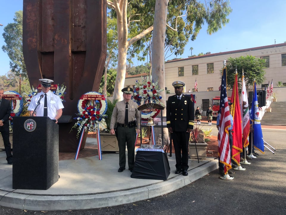 La ciudad de Los Ángeles conmemora a los caídos y rescatistas de los ataques del 11 de septiembre