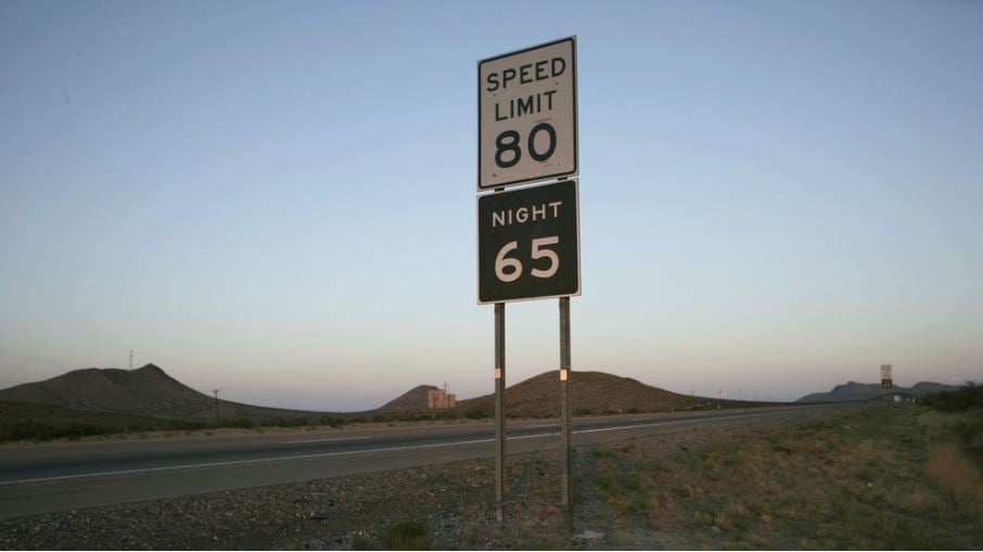 Oklahoma busca aumentar a 80 mph el límite de velocidad